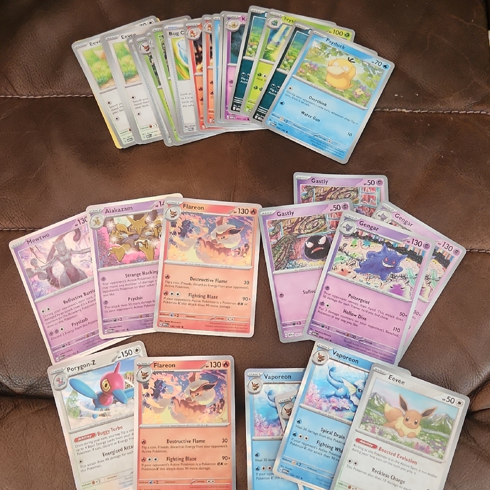 Pokemon Trading Cards Lot 33 American Holographic Mewtwo Alakazam Eevee Kadabra